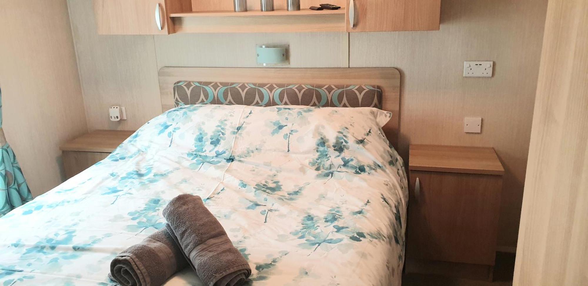 Lakeside Cotswold Holiday Home Cirencester Room photo